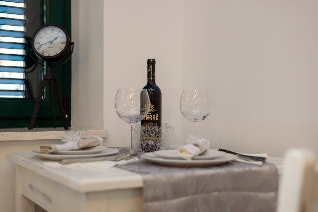 Studio Apartments Insula Split Dış mekan fotoğraf