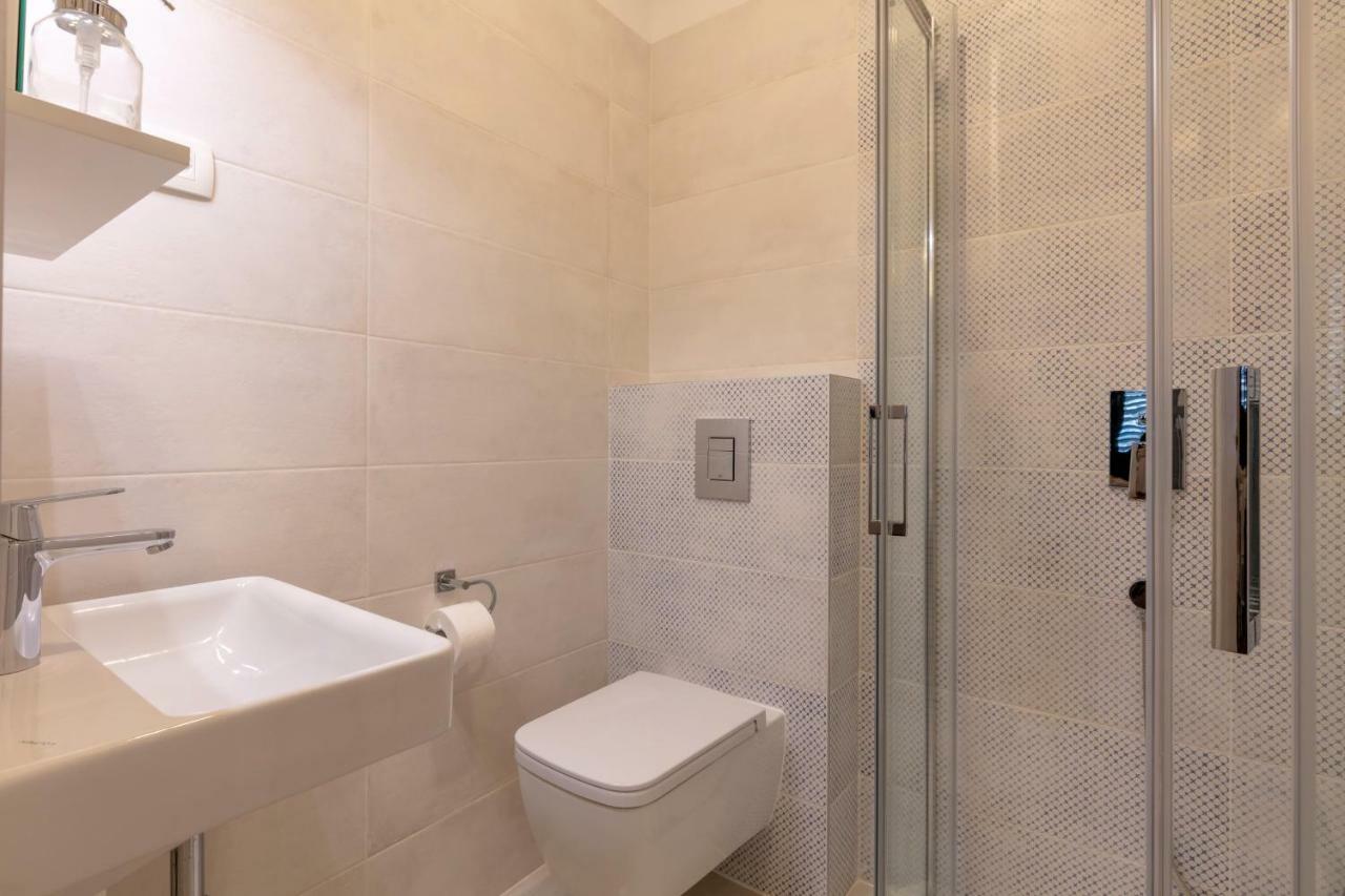 Studio Apartments Insula Split Dış mekan fotoğraf